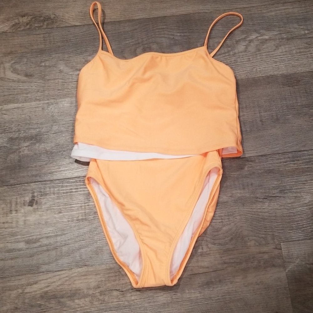 🍊 2/$30🍊 Swimsuit